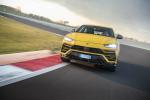 Lamborghini Urus Shiny Black Package 2018 года